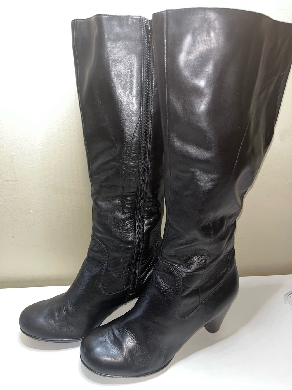 Clark's Indigo 10M Tall Leather Boots Black 3" Heel Zipper Closure